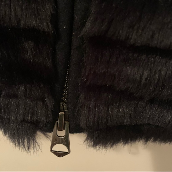 Armani Exchange Fur Layered Vest lined Has Two pockets Belt loops size M - Picture 3 of 8